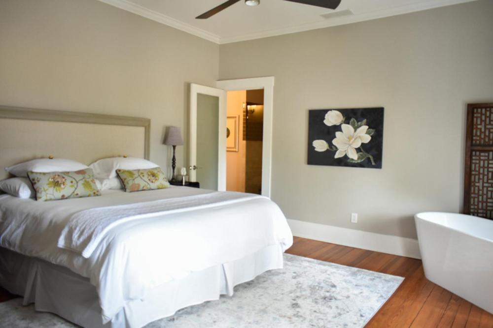 Sparrow Grove Manor Monroe Pokoj fotografie